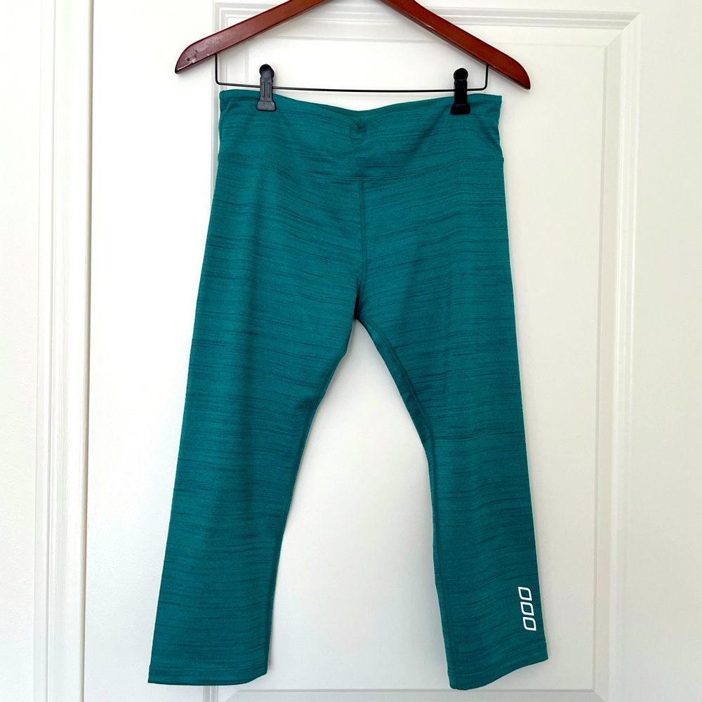 Lorna Jane crop leggings